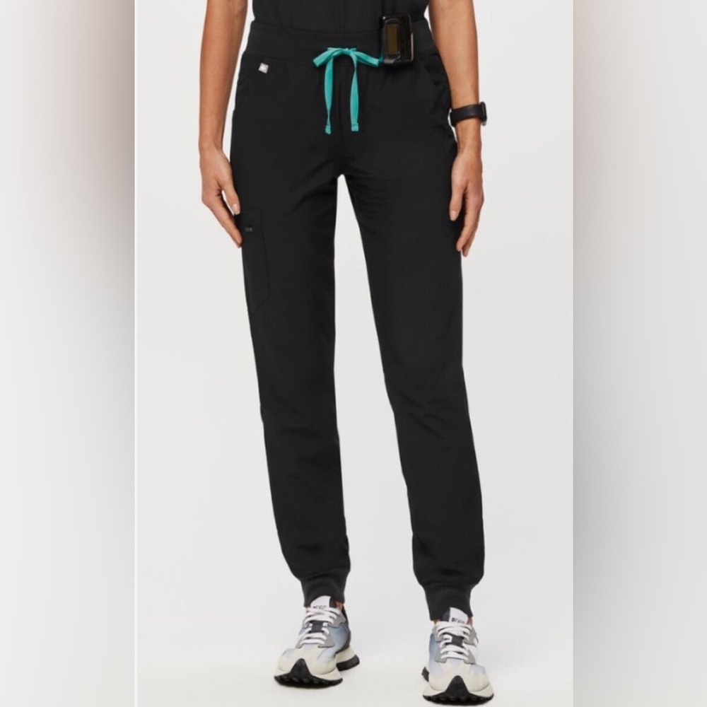 Figs FreeX Zamora Lined Jogger Small Petite